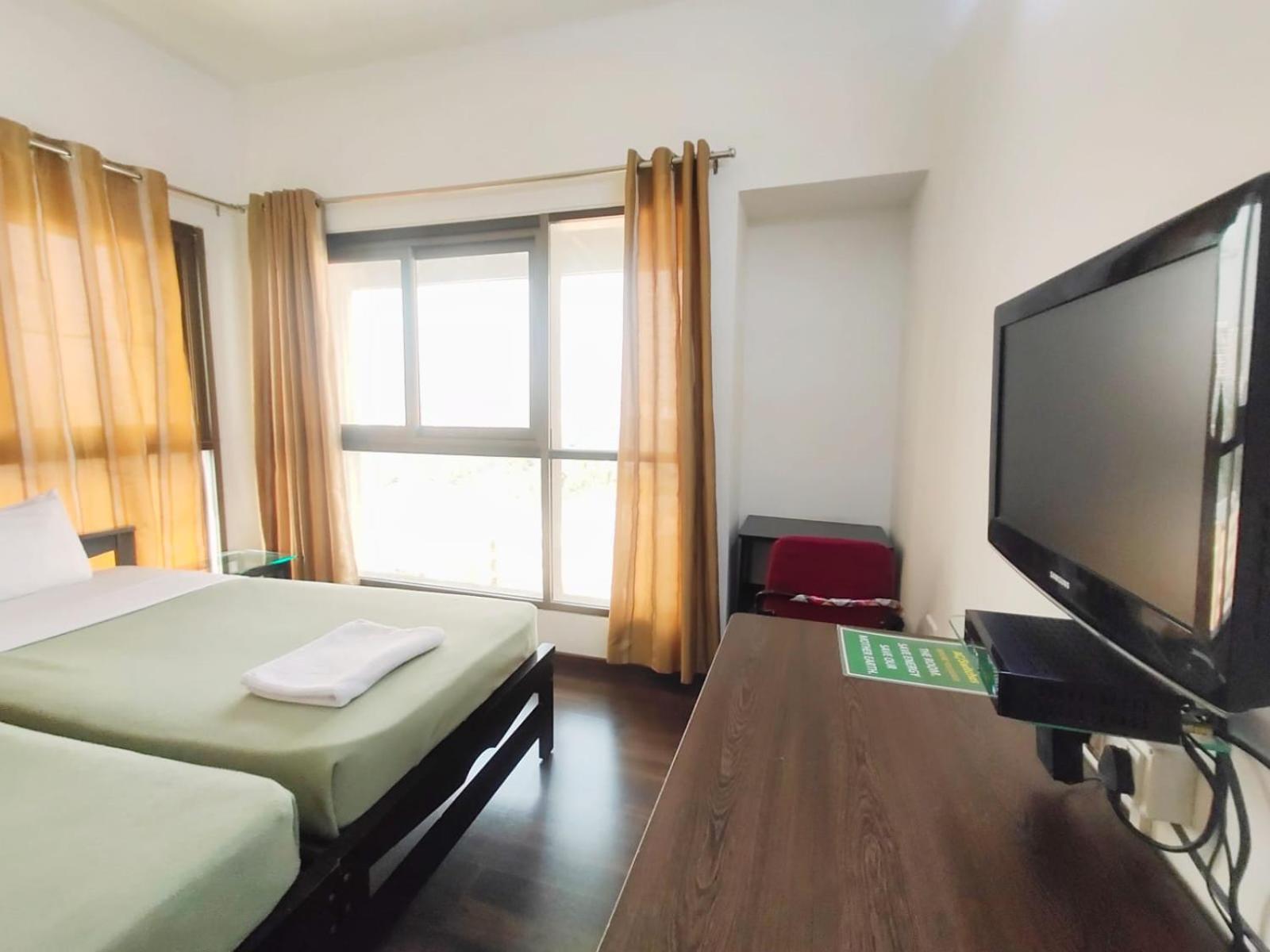 Private Rooms In Blue Ridge Hinjawadi Bagian luar foto