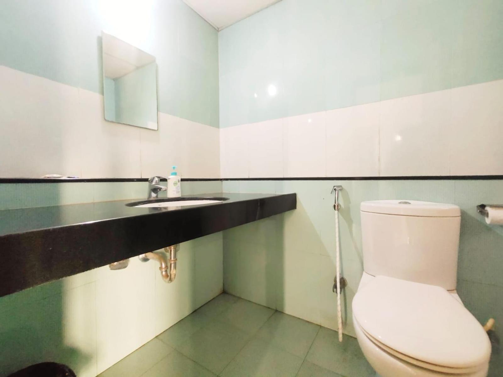 Private Rooms In Blue Ridge Hinjawadi Bagian luar foto