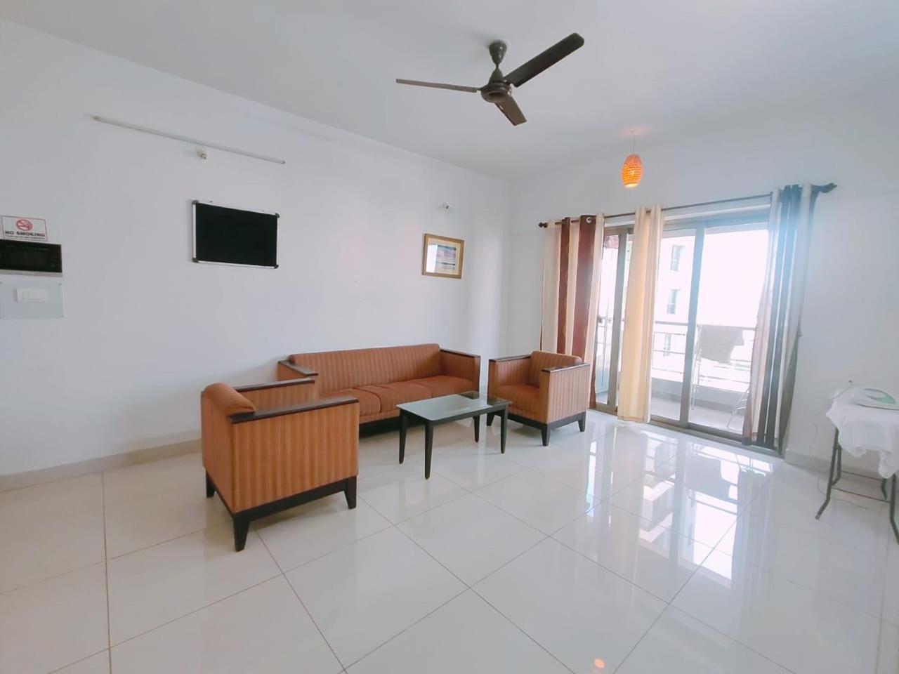 Private Rooms In Blue Ridge Hinjawadi Bagian luar foto