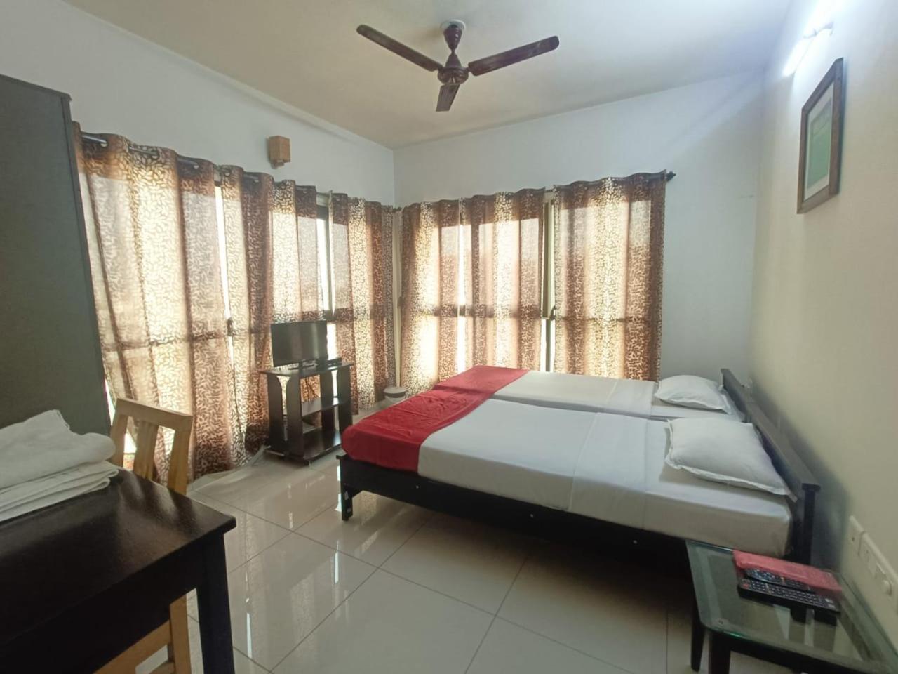 Private Rooms In Blue Ridge Hinjawadi Bagian luar foto